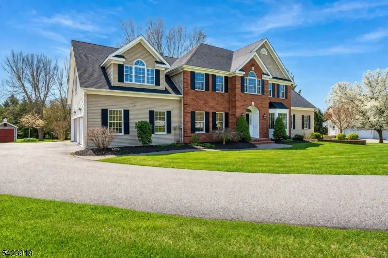 36 Grove Farm Rd, Pittstown, NJ 08867 - #3