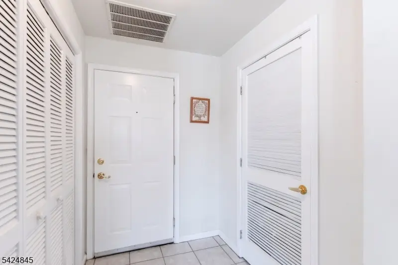 81 Park Edge #2K, Berkeley Heights, NJ 07922 - #3