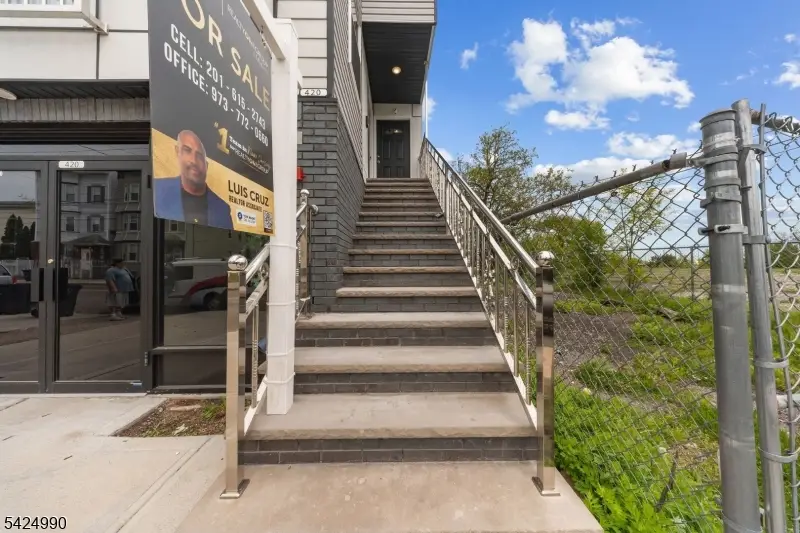 420 18th Ave, Newark, NJ 07108 - #2