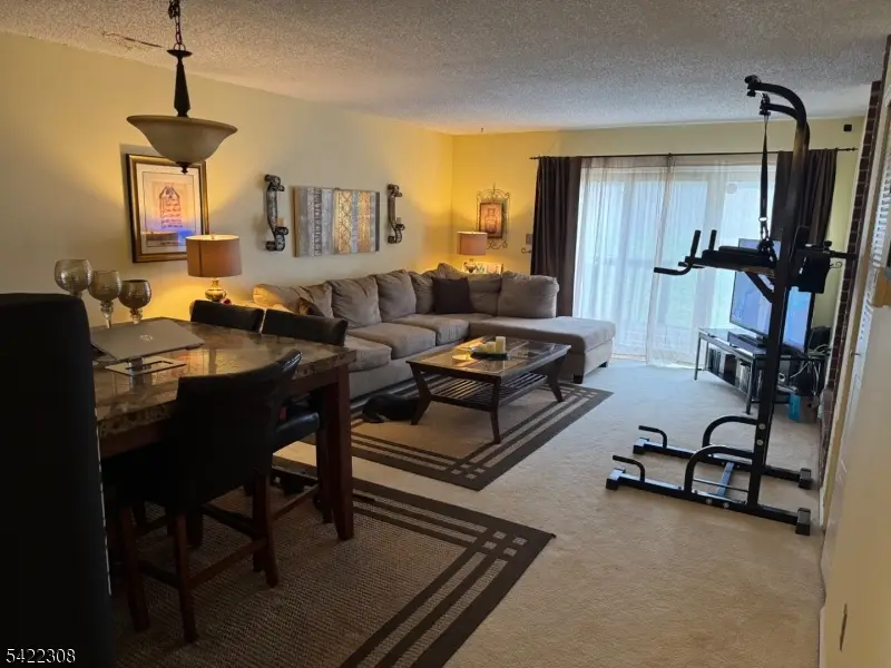 40 Daniel Dr, Franklin Park, NJ 08823 - #3