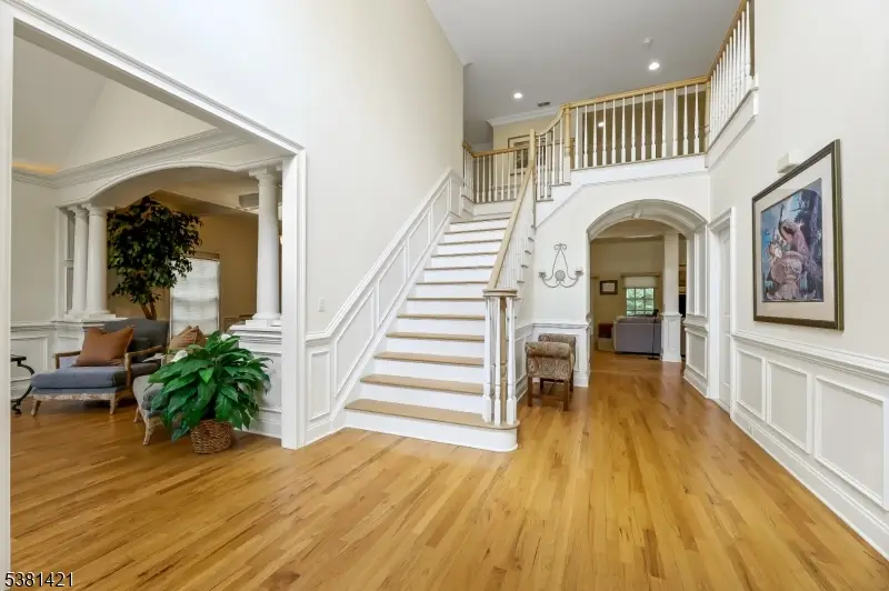 22 Meadow Lake Dr, Mahwah, NJ 07430 - #3