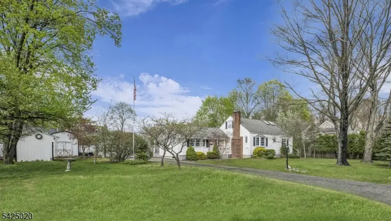 11 Meyer Pl, Pompton Plains, NJ 07444 - #2