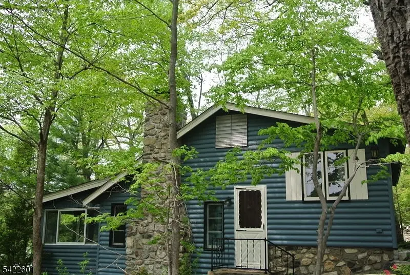 1193 Lakeside Dr E, Highland Lakes, NJ 07422 - #3