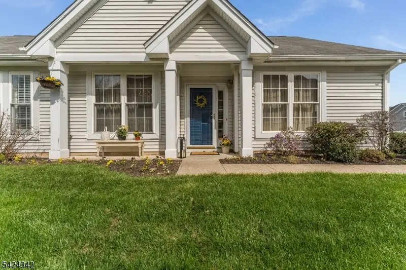 11 Stafford Ln, Brookfield, NJ 07823 - #3