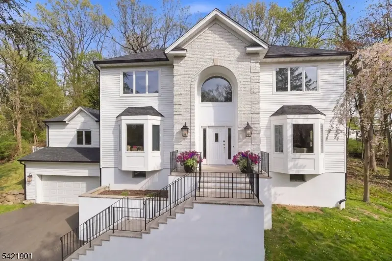 8 Clearview Rd, Springfield, NJ 07081 - #2