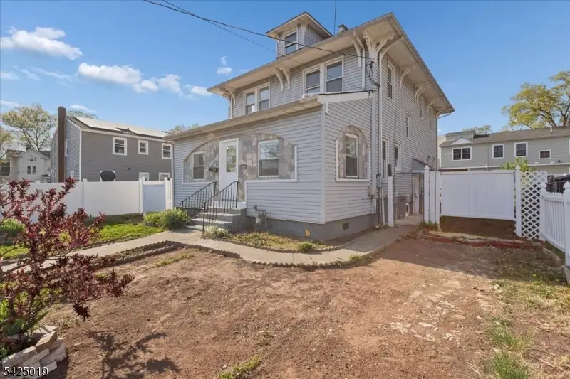 109 E 6th Ave, Roselle, NJ 07203 - #3