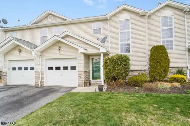 29 Winding Way, Hardyston, NJ 07419 - #1