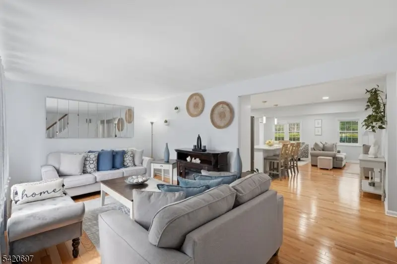 449 Richard Way, North Plainfield, NJ 07062 - #3