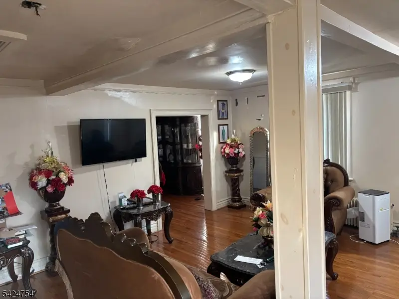 20 Whittlesey Ave, West Orange, NJ 07052 - #3