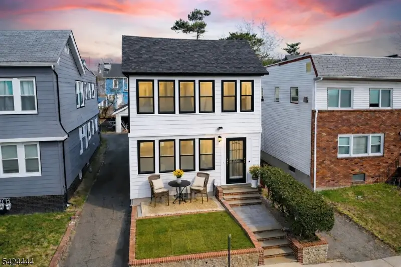 36 Chelsea Ave, East Orange, NJ 07018 - #1