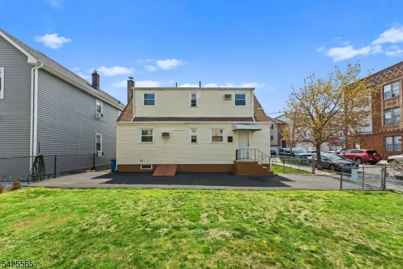 60 Hammond Ave, Passaic, NJ 07055 - #2