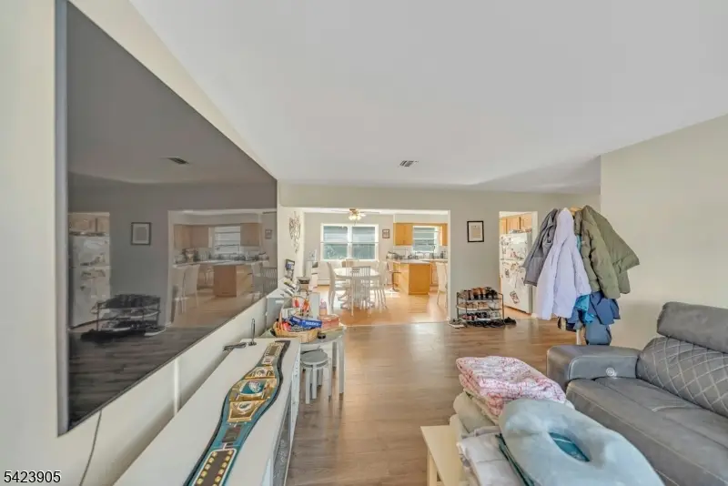 316 N 11th St, Kenilworth, NJ 07033 - #3