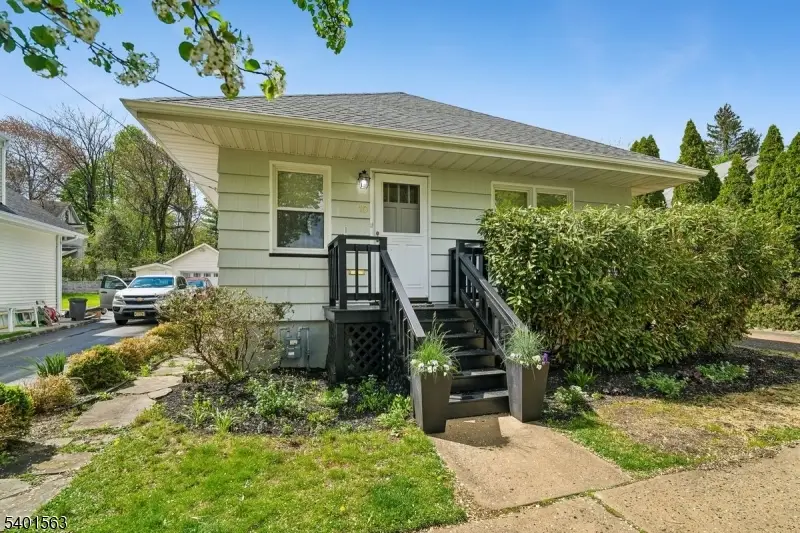 10 Sunnyside Pl, Verona, NJ 07044 - #1