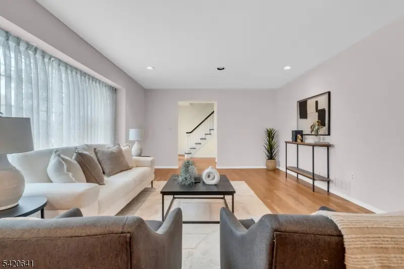 44 Manitou Cir, Westfield, NJ 07090 - #3