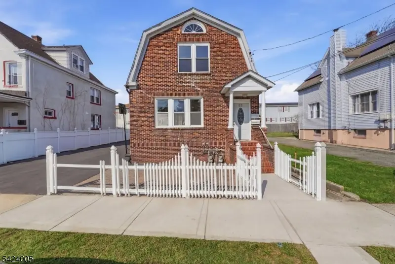 25 Florida Grove Rd #2, Keasbey, NJ 08832 - #1