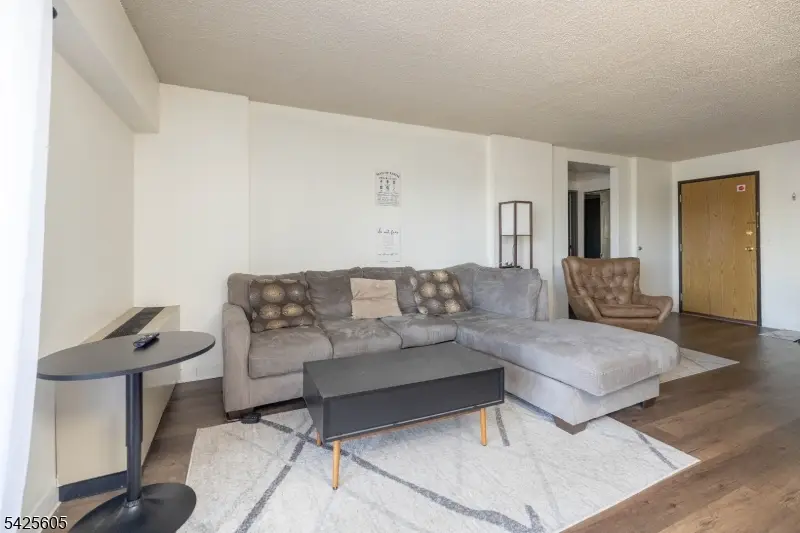 10 N Wood Ave #706, Linden, NJ 07036 - #3
