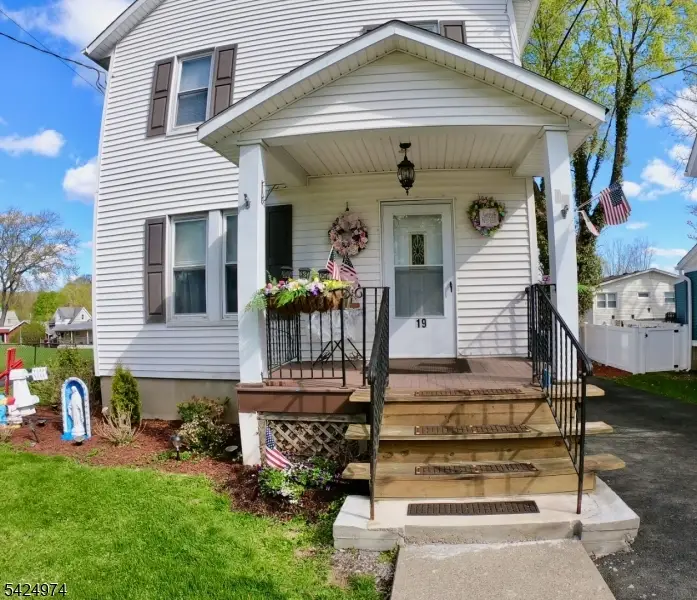 19 Ryerson Ave, Newton, NJ 07860 - #2