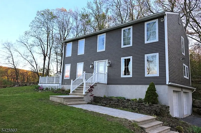 8 Danielle Dr, Liberty, NJ 07838 - #1