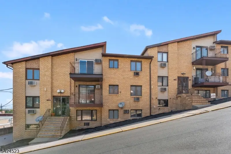 1616 74th St, North Bergen, NJ 07047 - #1