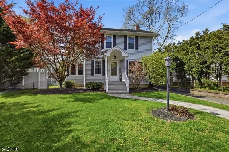 21 Edgewood Rd, Denville, NJ 07834 - #1