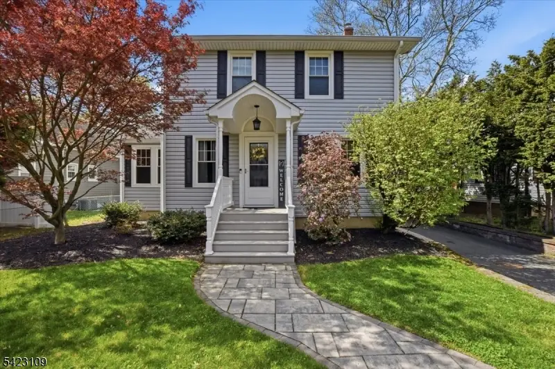 21 Edgewood Rd, Denville, NJ 07834 - #3