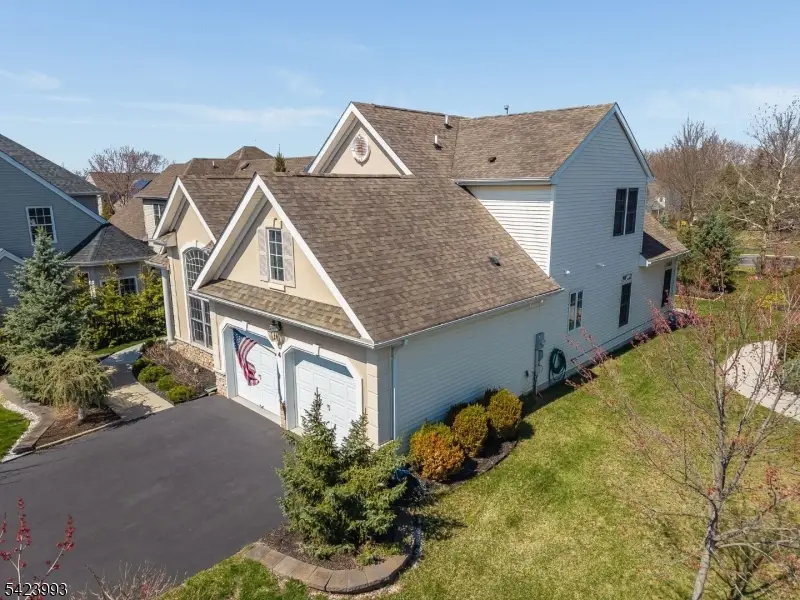 4 Nortwick Ct, Franklin, NJ 08873 - #2