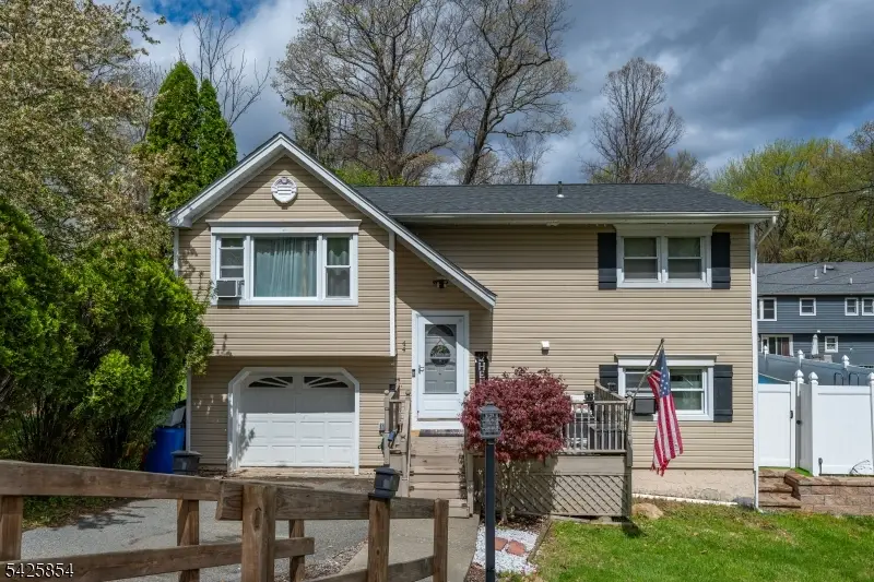 44 Fordham Trl, Hopatcong, NJ 07843 - #1