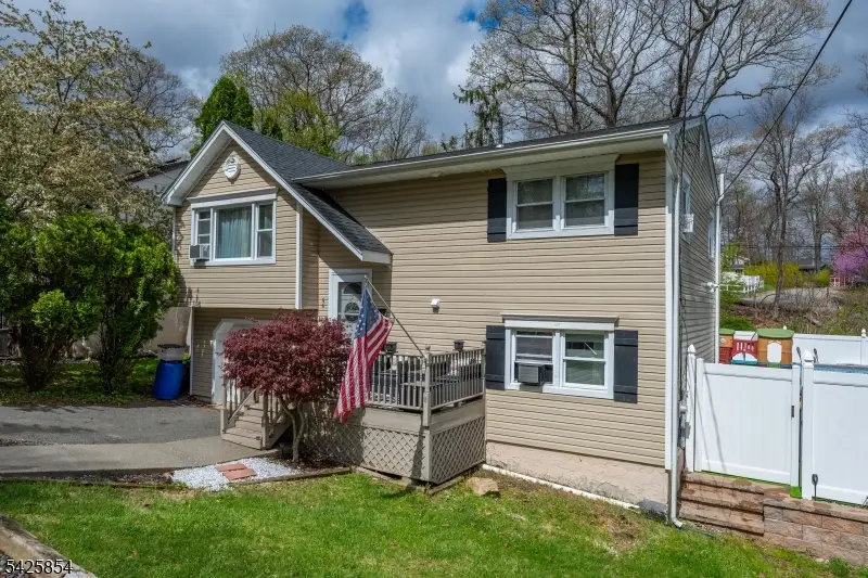 44 Fordham Trl, Hopatcong, NJ 07843 - #2