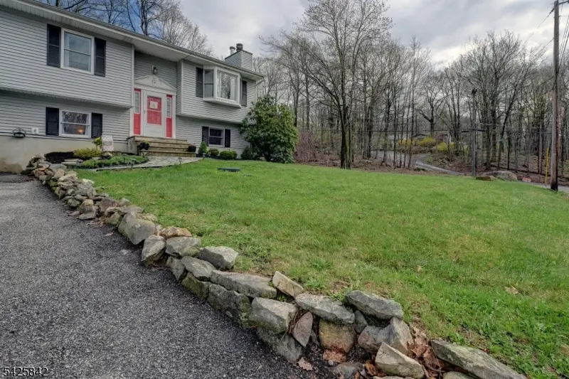 4 Birch Dr E, Vernon, NJ 07462 - #2