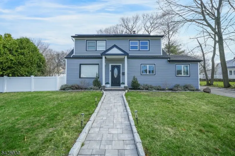 33 Cathy Ave, Hawthorne, NJ 07506 - #1