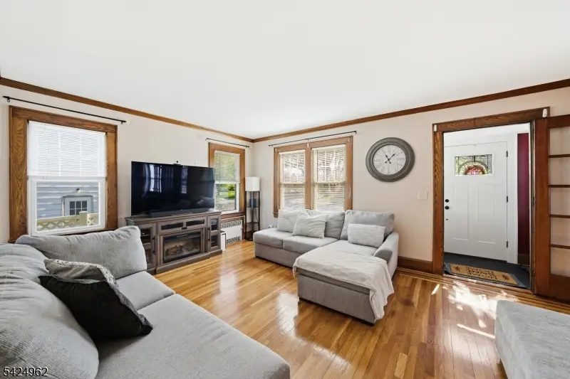 908 Caldwell Ave, Union, NJ 07083 - #3