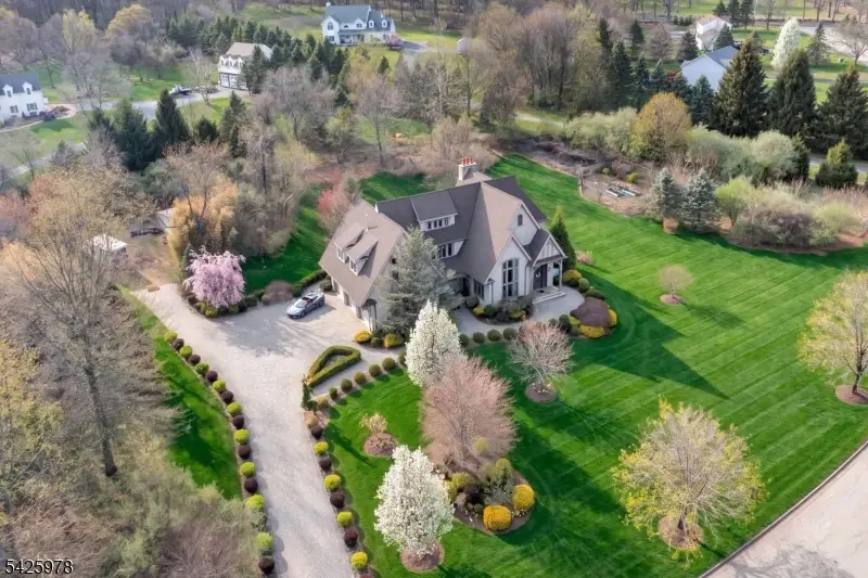 8 Mountain Top Dr, Liberty, NJ 07838 - #3