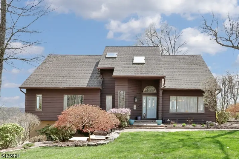 6 Copperas Ridge Rd, Newfoundland, NJ 07866 - #1