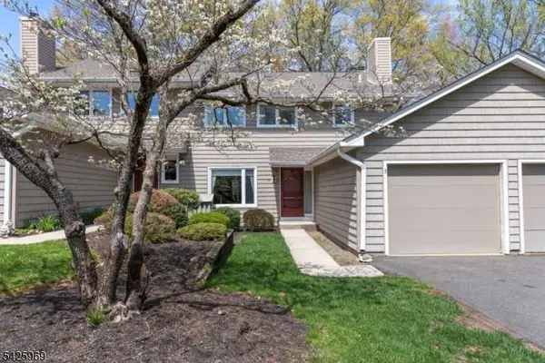 3 Macmillan Ct, Mahwah Twp., NJ 07430