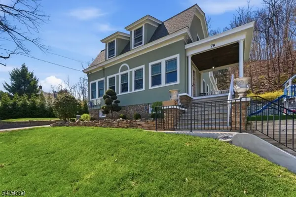 79 Ann St, Dover Town, NJ 07801