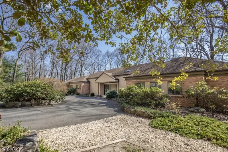 235 Mountainside Rd, Mendham, NJ 07945 - #3