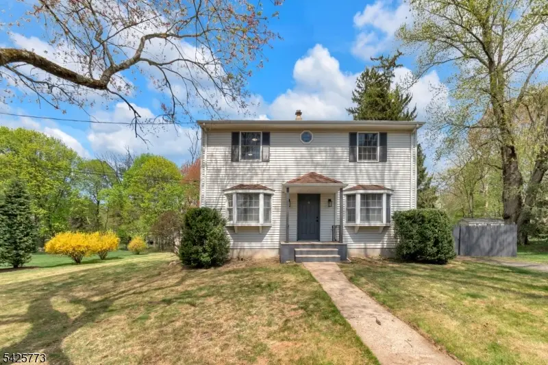 9 Longview Ave, Randolph, NJ 07869 - #1