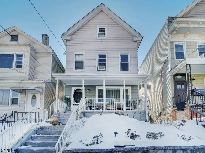 26 E 49th St, Bayonne, NJ 07002 - #1