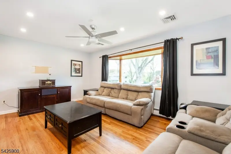 17 Cole Rd, Fairfield, NJ 07004 - #3