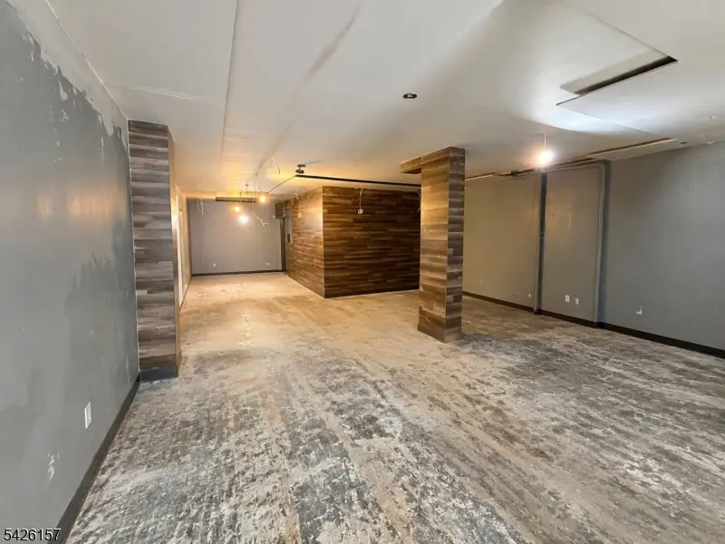 319 16th Ave, Newark, NJ 07103 - #2