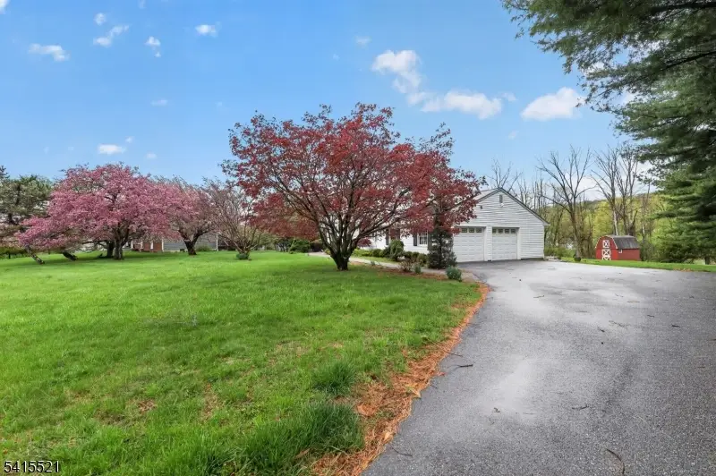 8 Telfer Dr, Glenwood, NJ 07418 - #2