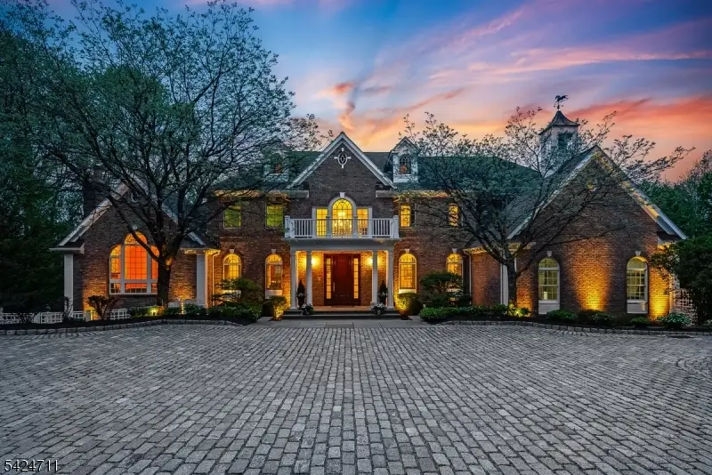 12 Beacon Hill Dr, Chester, NJ 07930 - #1