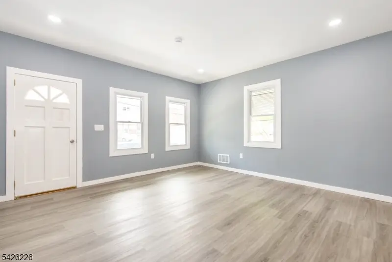 35 Boonton Ave, Butler, NJ 07405 - #2