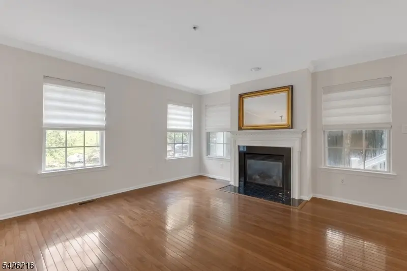 114 Ridge Dr, Pompton Lakes, NJ 07442 - #3
