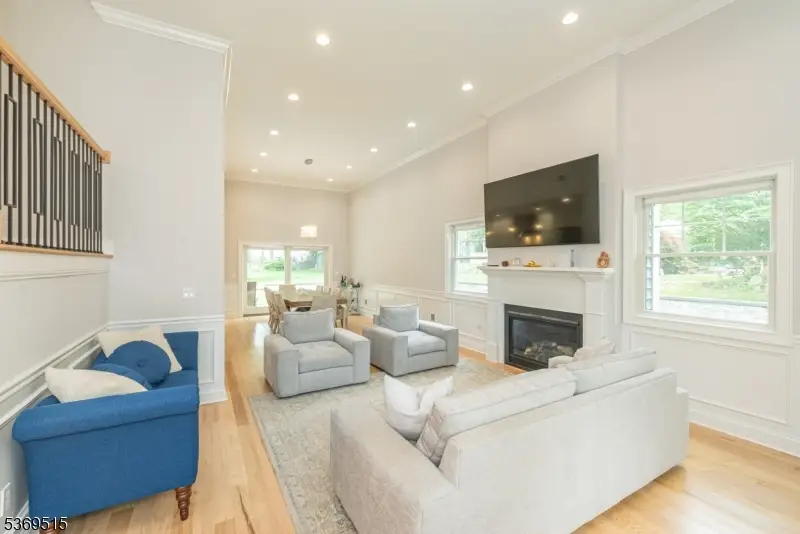 40 Lee Rd, Livingston, NJ 07039 - #3