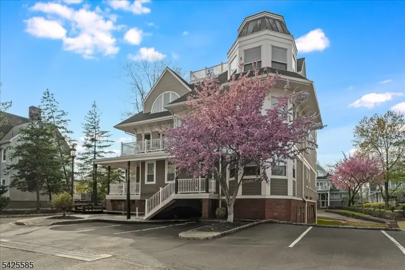 13 Franklin Pl #6D, Morristown, NJ 07960 - #2