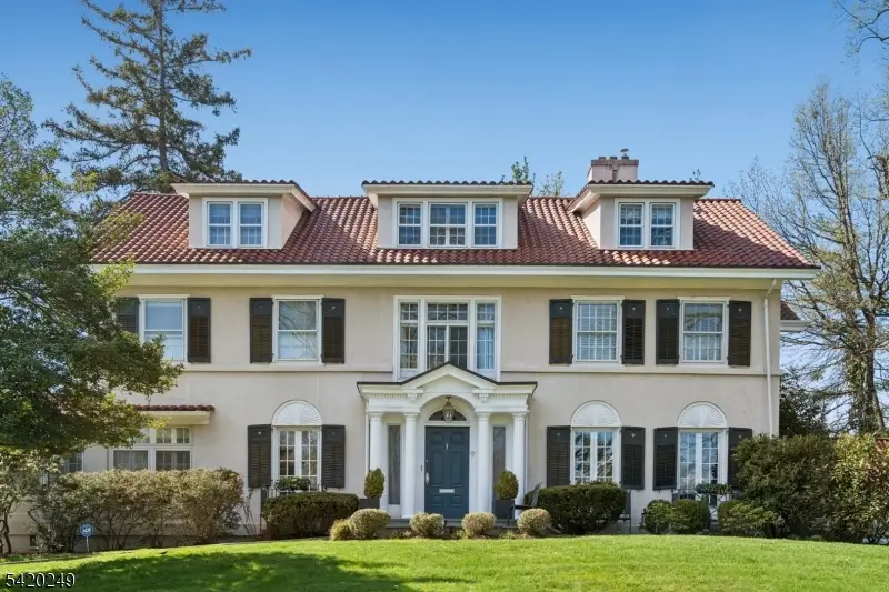 9 Quentin Ct, Maplewood, NJ 07040 - #1