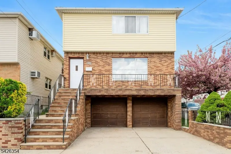 397 Davis Ave, Kearny, NJ 07032 - #1
