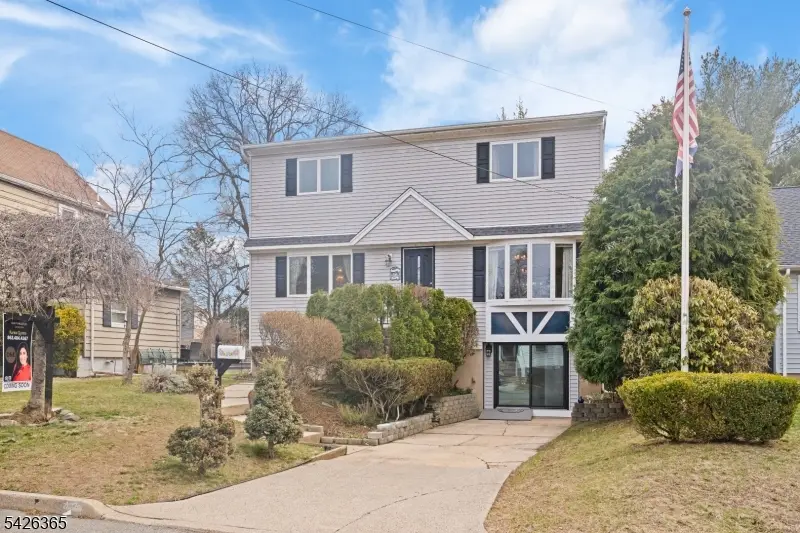 121 Pine Ave, New Milford, NJ 07646 - #1