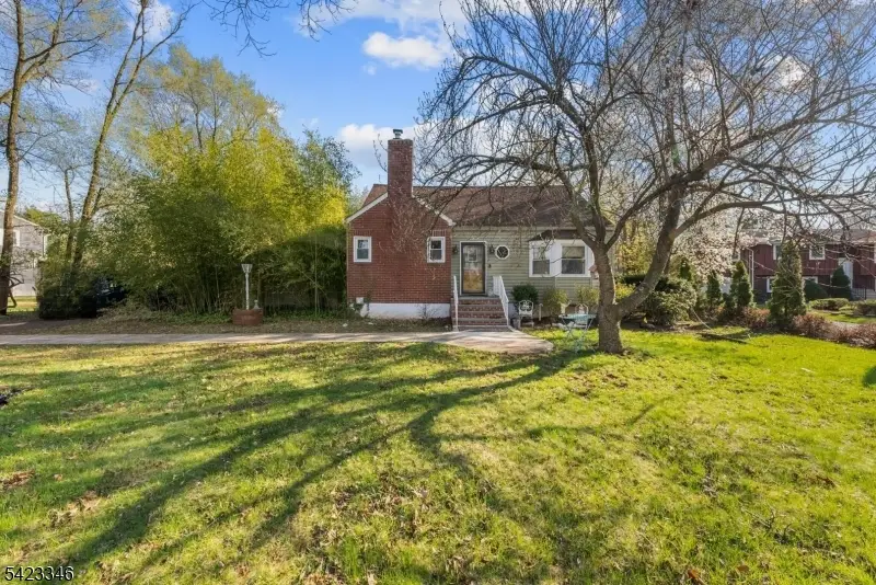 1774 Amwell Rd, Franklin, NJ 08873 - #1